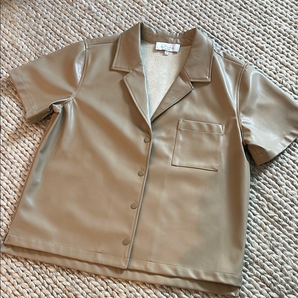 L’Academie by Revolve Clothing Tan Short Sleeve Leather Shirt Kelly Blouse - Picture 4 of 8